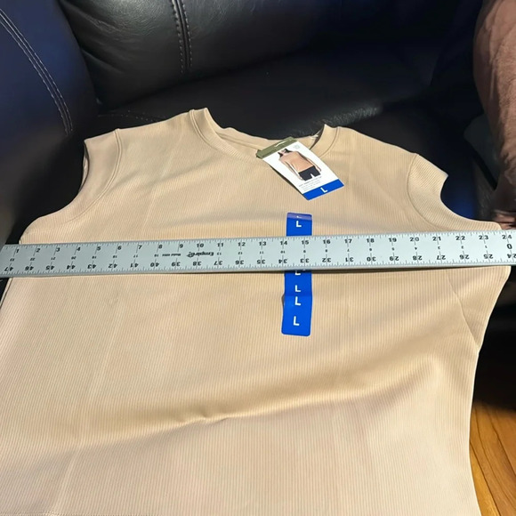 Mondetta Ladies' Soft Ribbed Short Sleeve Active Top, New Taupe (Tan) Large - Picture 10 of 11